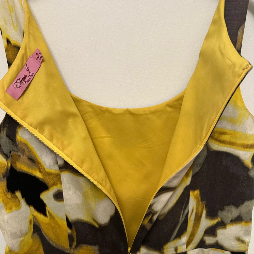Summer Mini Dress Eliza J Floral Yellow, Gray and White Dress size 12 - Picture 7 of 7